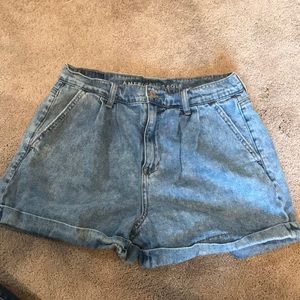 American eagle mom shorts